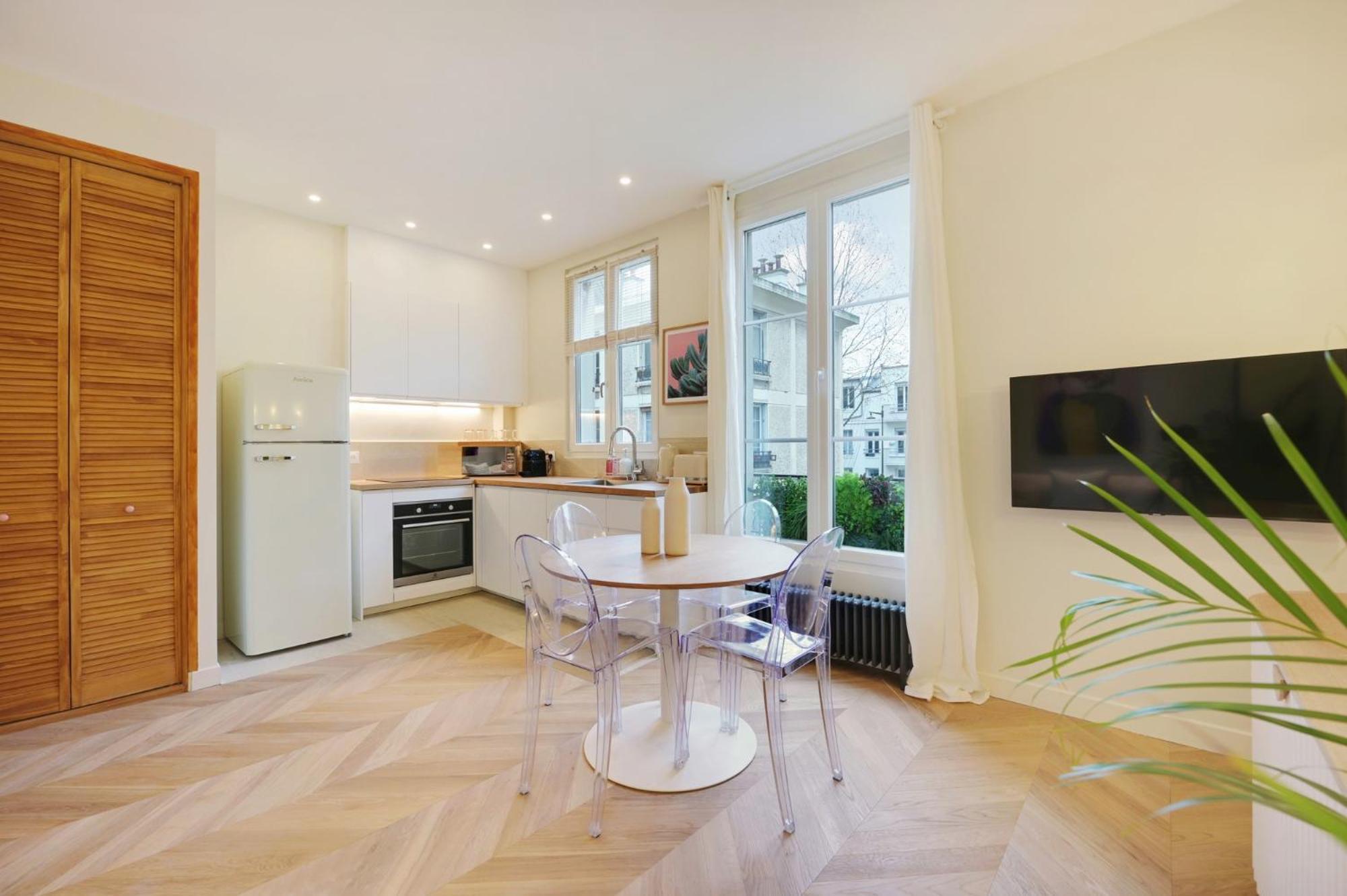 Comfy Suite By Les Maisons De Charloc Homes 불로니으 빌렁꾸흐 외부 사진